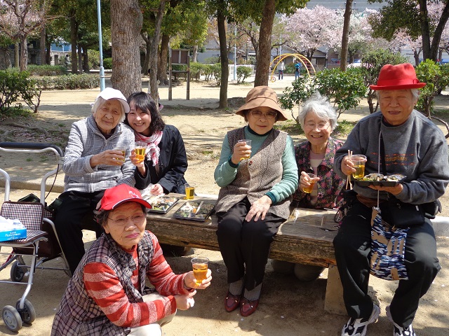 特定非営利活動法人高齢者外出介助の会の写真